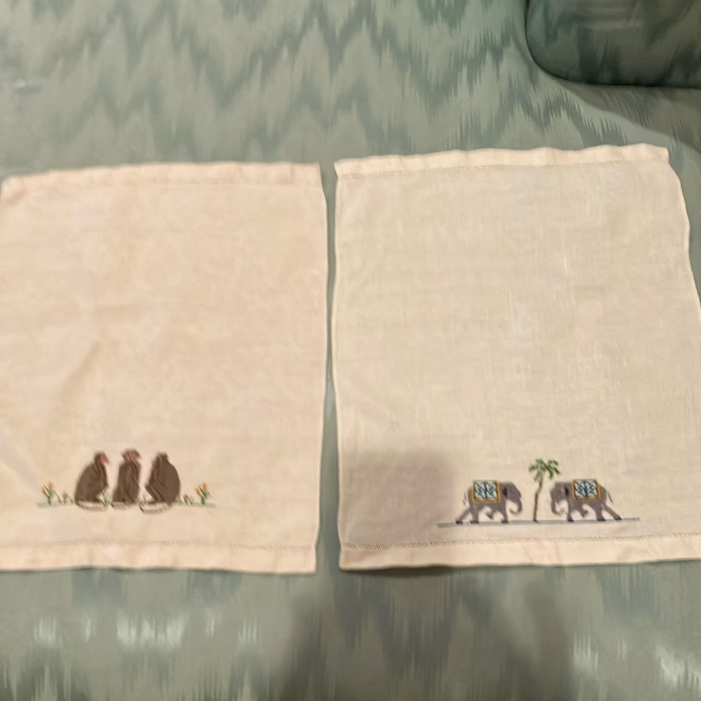 Unique Needlepoint Cream Cloth Napkins